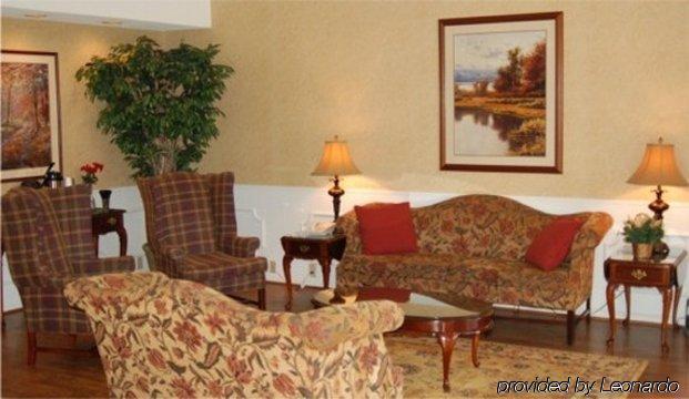 Baymont By Wyndham Sanford Hotel Interior photo